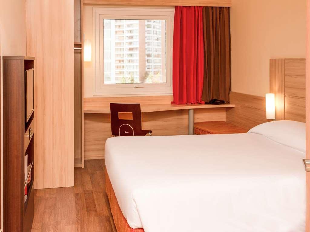 Ibis Santiago Las Condes Δωμάτιο φωτογραφία