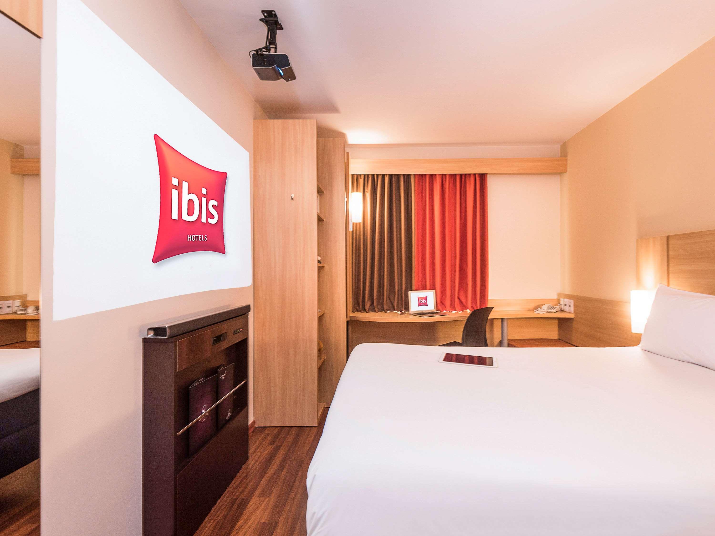 Ibis Santiago Las Condes Εξωτερικό φωτογραφία