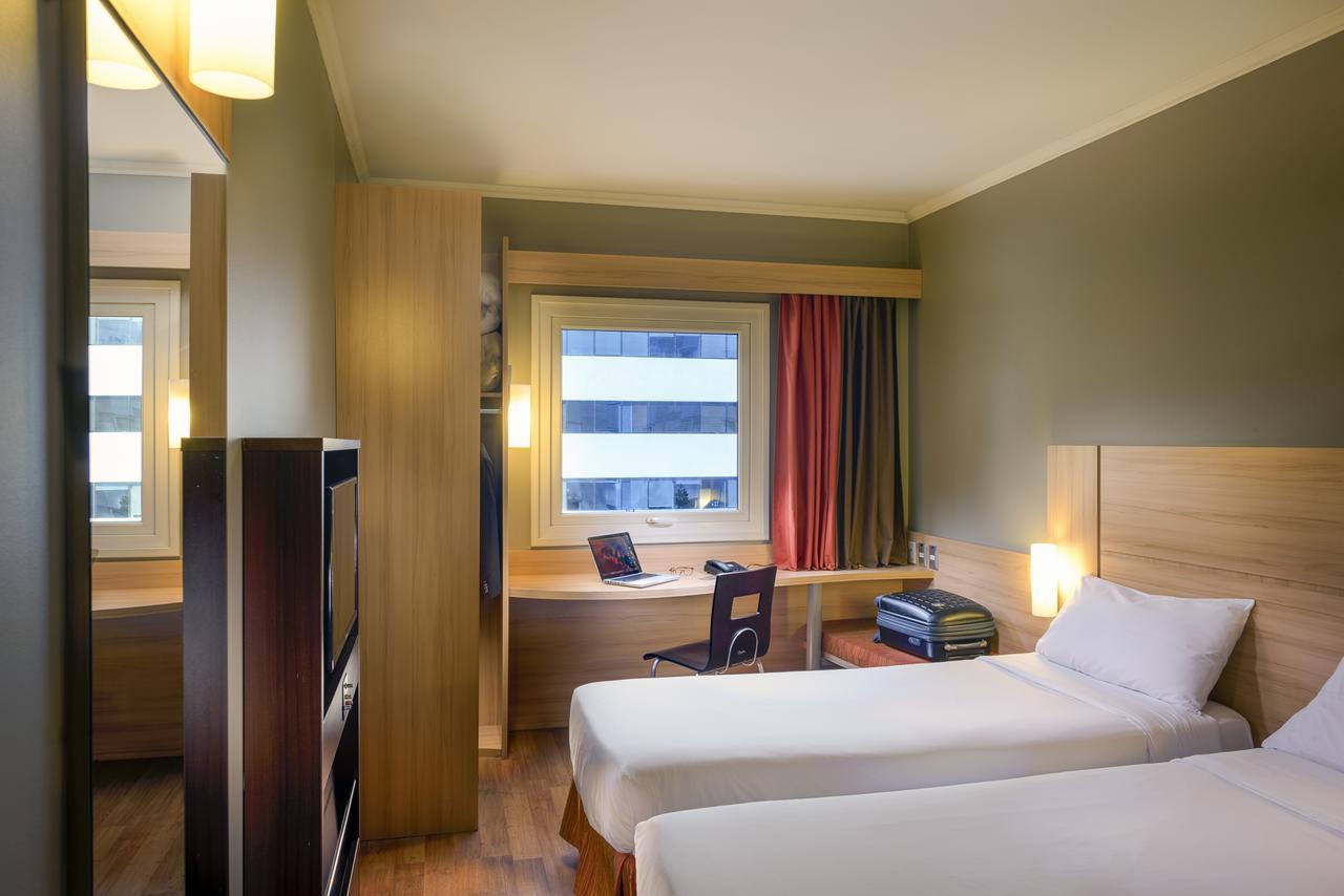 Ibis Santiago Las Condes Εξωτερικό φωτογραφία